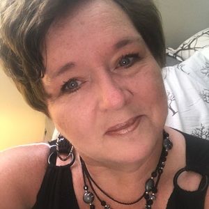 Meet your Posher, Maureen